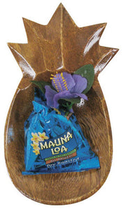 Mauna Loa Monkey Pod Wood Pineapple Dish with Macadamia Nuts